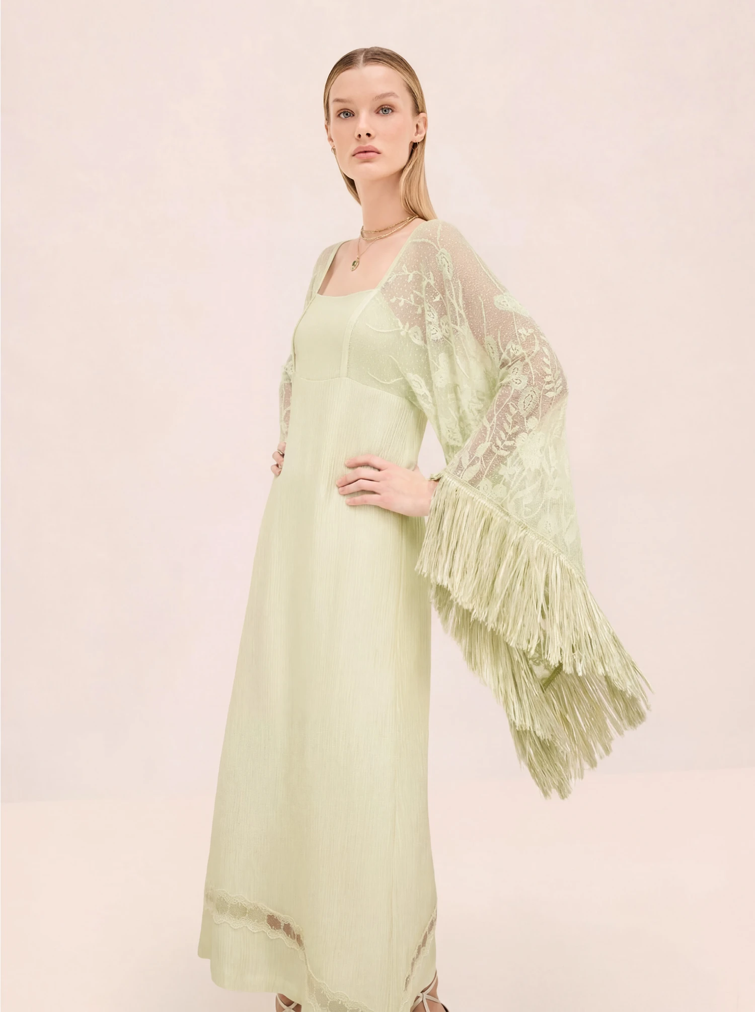 Evienne Dress