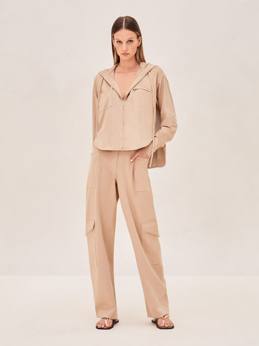 ALEXIS Suda top with zipper and hood in camel 